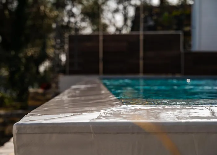 - 2 Vista Mare E Piscina