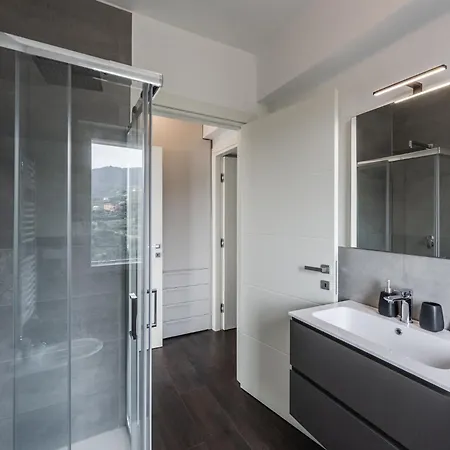- 2 Vista Mare E Piscina Apartment Rapallo