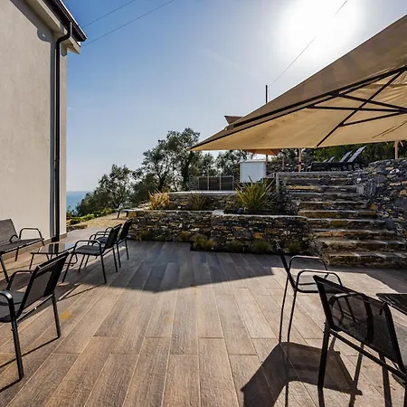 - 2 Vista Mare E Piscina Rapallo